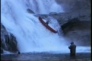 Canoe running Bald RIver Falls, TN